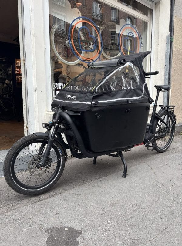 Vélo Cargo Douze Cycles G4e avec canopie