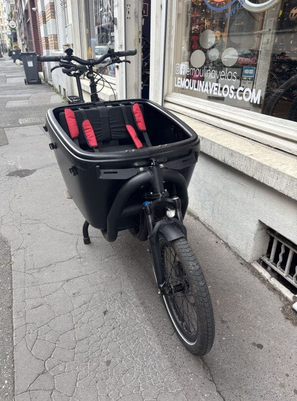 Vélo Cargo Douze Cycles G4e avec canopie